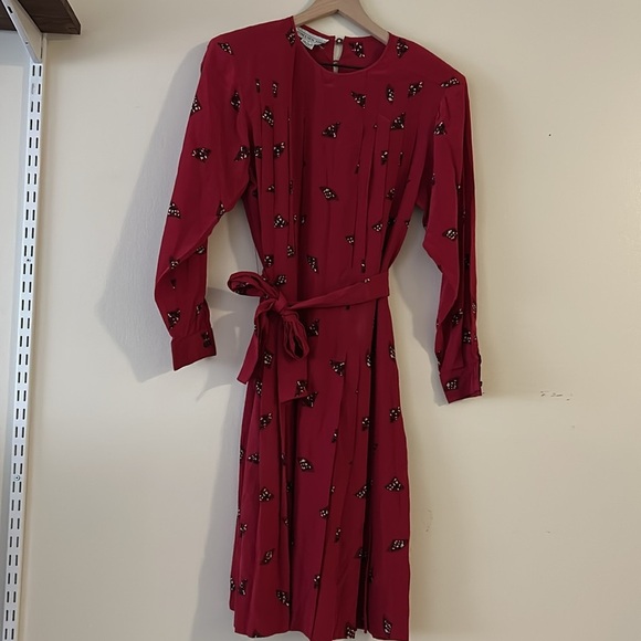Vintage 100% Silk Red Floral Dress - Picture 1 of 12